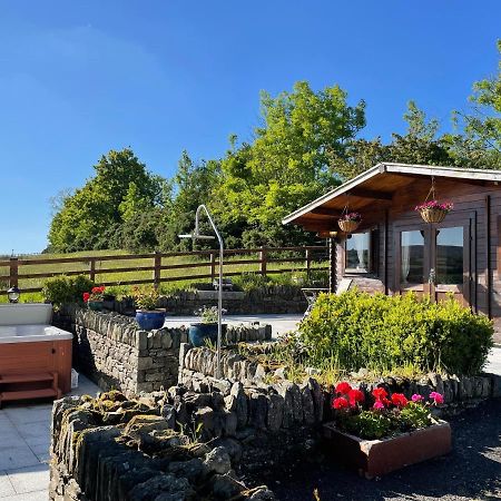 Chalet Free Sauna & Spa Superking Bed Killaloo エクステリア 写真
