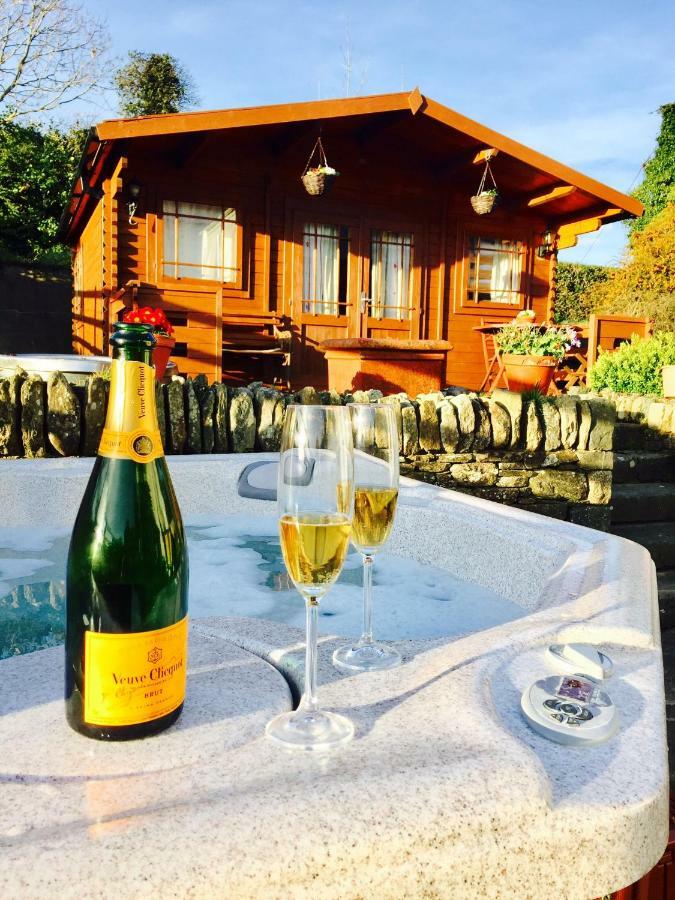 Chalet Free Sauna & Spa Superking Bed Killaloo エクステリア 写真